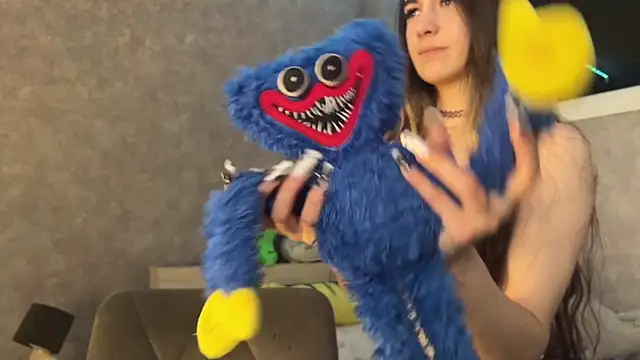 Snapshot of CupSizeGirl chatting on 6, 4, 2026 CupSizeGirl online show from 6, 4, 2026