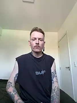 Snapshot of CrisBohn chatting on 21, 3, 2025 CrisBohn online show from 21, 3, 2025