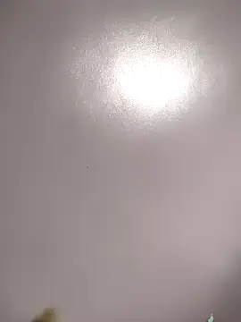 Snapshot of mekaneky chatting on 20, 4, 2026 mekaneky online show from 20, 4, 2026