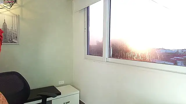  Victoria Collins online show from 12, 11, 2025