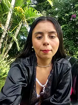 Snapshot of Lunaluxe1001 chatting on 16, 1, 2026 Lunaluxe1001 online show from 16, 1, 2026