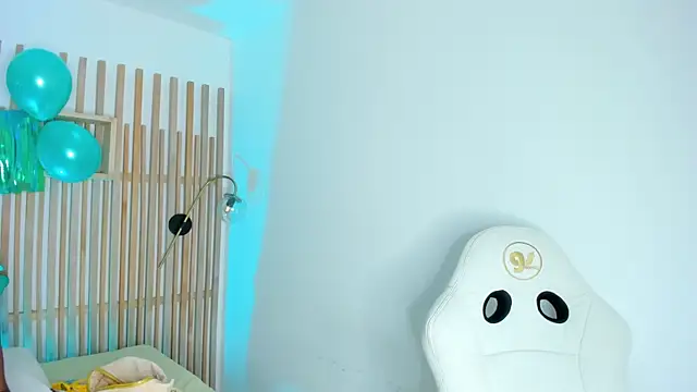 Snapshot of ciara_blake chatting on 17, 3, 2026 ciara blake online show from 17, 3, 2026