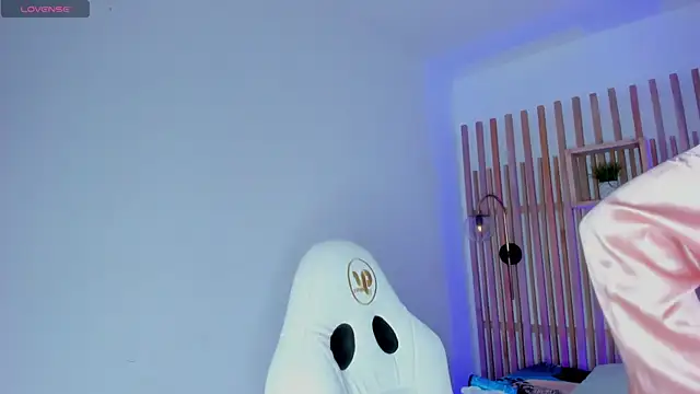 Snapshot of ciara_blake chatting on 17, 4, 2026 ciara blake online show from 17, 4, 2026