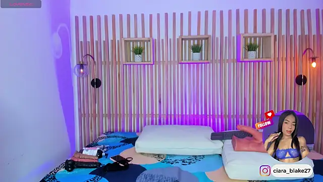 Snapshot of ciara_blake chatting on 24, 4, 2026 ciara blake online show from 24, 4, 2026