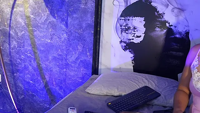 Snapshot of Susan_wall chatting on 20, 2, 2026 Susan wall online show from 20, 2, 2026