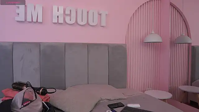 Snapshot of Susan_wall chatting on 1, 4, 2026 Susan wall online show from 1, 4, 2026