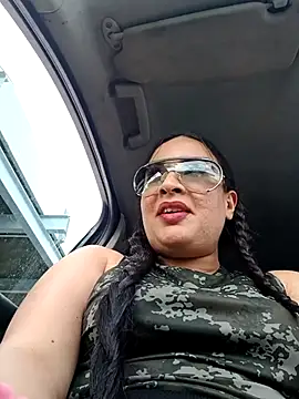 Snapshot of hotCOUPLEPETRA chatting on 13, 4, 2026 hotCOUPLEPETRA online show from 13, 4, 2026