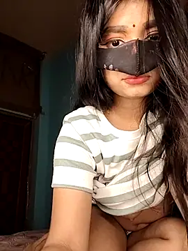 Snapshot of Riya_35_sexy chatting on 4, 7, 2026 Riya 35 sexy online show from 4, 7, 2026