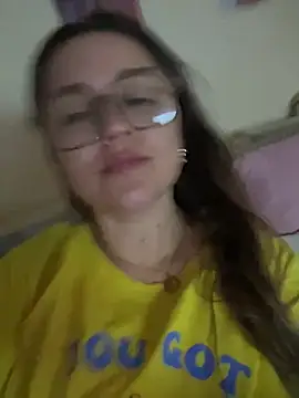 Snapshot of IvannaDivina chatting on 9, 4, 2026 IvannaDivina online show from 9, 4, 2026