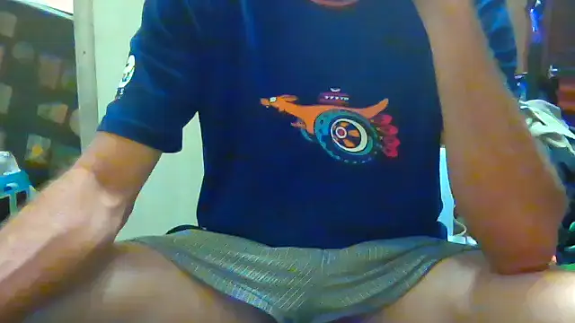 Lovyourpuss online show from 16, 4, 2026