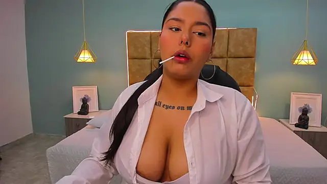 Snapshot of NaniXoxo18 chatting on 11, 11, 2025 NaniXoxo18 online show from 11, 11, 2025