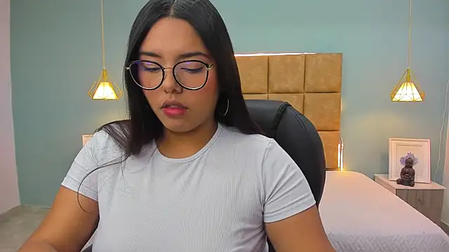 Snapshot of NaniXoxo18 chatting on 12, 11, 2025 NaniXoxo18 online show from 12, 11, 2025