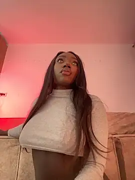 Snapshot of alissradiante1 chatting on 24, 3, 2026 alissradiante1 online show from 24, 3, 2026