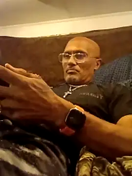 Snapshot of badboy2u2025 chatting on 20, 3, 2026 badboy2u2025 online show from 20, 3, 2026