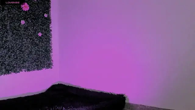 casieee love online show from 19, 5, 2026