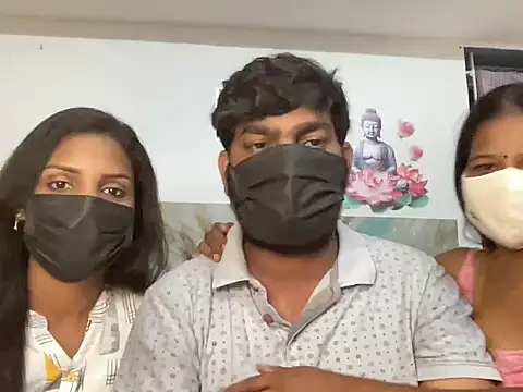 Snapshot of Tamil_india_couples_ chatting on 11, 5, 2026 Tamil india couples online show from 11, 5, 2026
