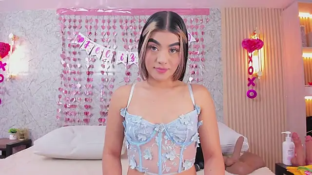 Snapshot of Antonella_west chatting on 12, 2, 2026 Antonella west online show from 12, 2, 2026