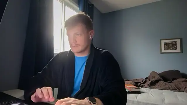 Snapshot of lustylyndon chatting on 22, 4, 2026 lustylyndon online show from 22, 4, 2026