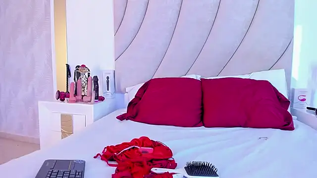 AnnahiBaker online show from 22, 9, 2025