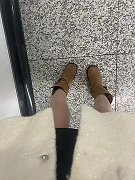 Snapshot of xiaoyuan01 chatting on 8, 11, 2025 xiaoyuan01 online show from 8, 11, 2025