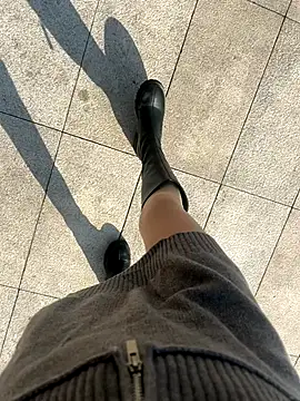 Snapshot of xiaoyuan01 chatting on 15, 11, 2025 xiaoyuan01 online show from 15, 11, 2025