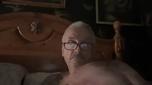 Snapshot of poggles chatting on 2, 3, 2026 poggles online show from 2, 3, 2026