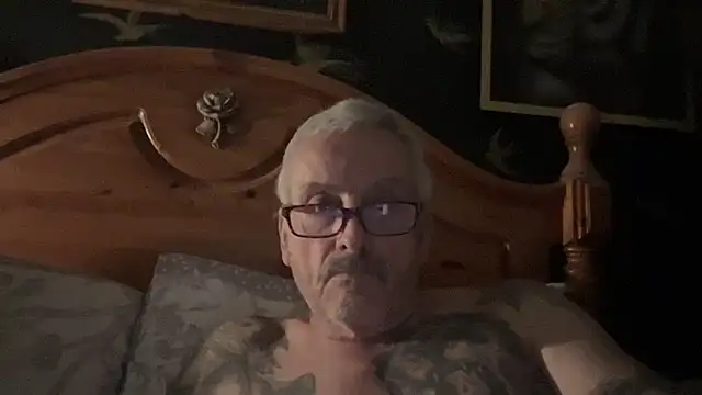 Snapshot of poggles chatting on 16, 3, 2026 poggles online show from 16, 3, 2026