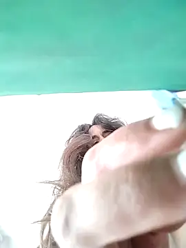 agustinalatina online show from 9, 4, 2026