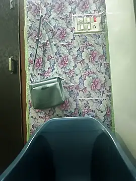 Snapshot of Liyaa_24 chatting on 10, 4, 2026 Liyaa 24 online show from 10, 4, 2026