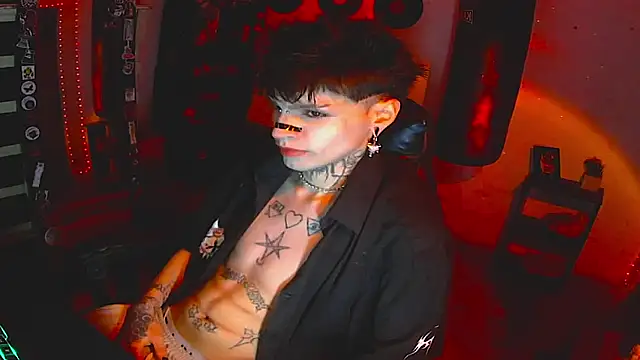 Snapshot of prince_x_dark chatting on 6, 11, 2025 prince x dark online show from 6, 11, 2025