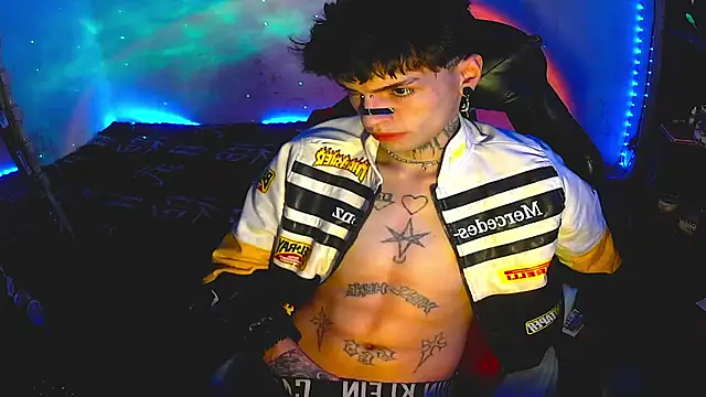 Snapshot of prince_x_dark chatting on 17, 12, 2025 prince x dark online show from 17, 12, 2025