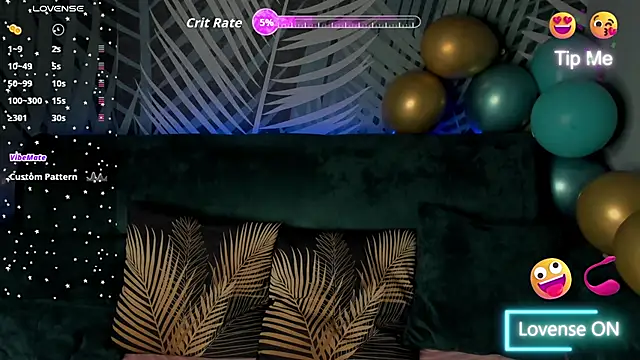 Snapshot of ChristyCrayme chatting on 8, 4, 2026 ChristyCrayme online show from 8, 4, 2026