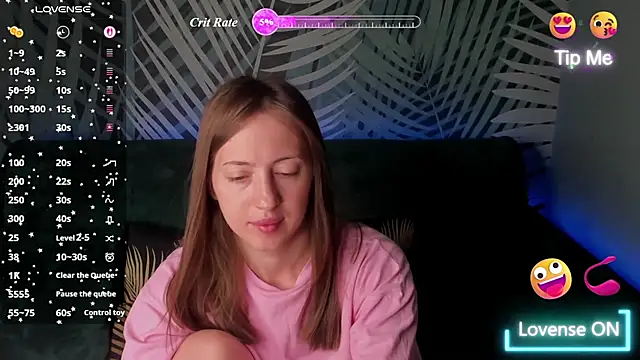 Snapshot of ChristyCrayme chatting on 27, 6, 2026 ChristyCrayme online show from 27, 6, 2026