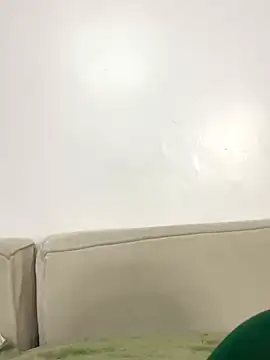 Snapshot of Lil-shawrie chatting on 15, 9, 2025 Lil-shawrie online show from 15, 9, 2025