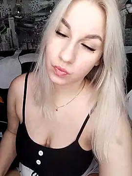 Snapshot of HoneyNelly chatting on 12, 3, 2026 HoneyNelly online show from 12, 3, 2026