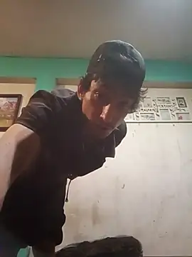 Snapshot of Raspinxx chatting on 9, 2, 2026 Raspinxx online show from 9, 2, 2026