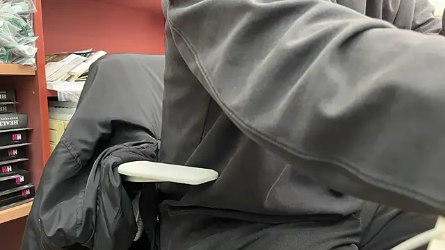 Snapshot of suwonsub chatting on 12, 11, 2025 suwonsub online show from 12, 11, 2025