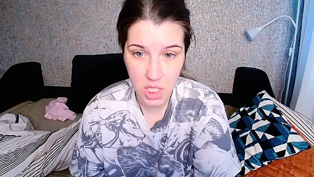 Snapshot of CherryZlata chatting on 15, 12, 2025 CherryZlata online show from 15, 12, 2025