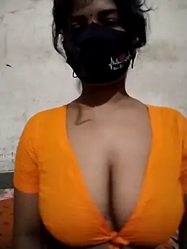 Snapshot of Nodi- chatting on 3, 11, 2025 Nodi- online show from 3, 11, 2025