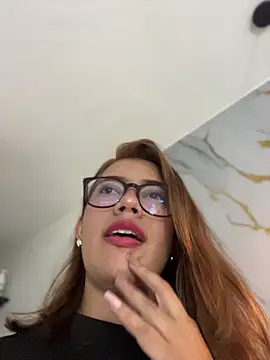 sara calderon online show from 14, 11, 2025