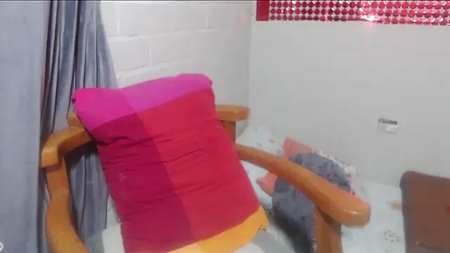 Snapshot of rose-crystal chatting on 7, 3, 2026 rose-crystal online show from 7, 3, 2026