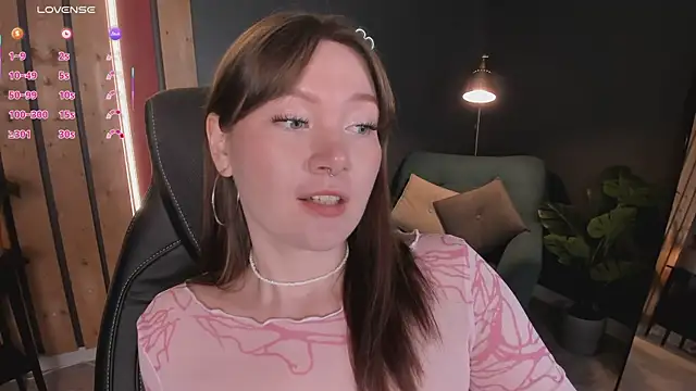 Ash Hasmy online show from 11, 10, 2025