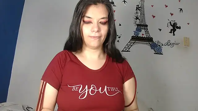 Snapshot of IVONNE_SEX chatting on 14, 10, 2025 IVONNE SEX online show from 14, 10, 2025