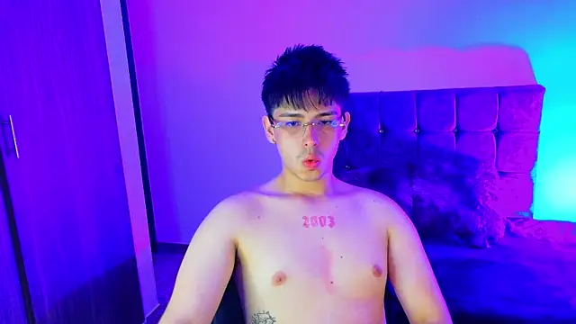 Snapshot of Maximo_Miller chatting on 10, 9, 2025 Maximo Miller online show from 10, 9, 2025