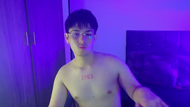 Snapshot of Maximo_Miller chatting on 22, 9, 2025 Maximo Miller online show from 22, 9, 2025