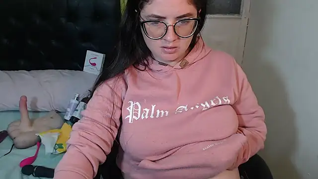 KrystalAdams online show from 26, 3, 2026