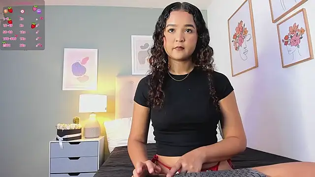 Evaa Lunna  online show from 13, 9, 2025