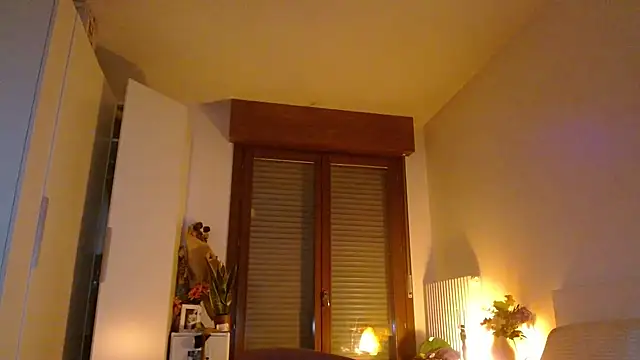 Snapshot of refem9 chatting on 5, 1, 2026 refem9 online show from 5, 1, 2026