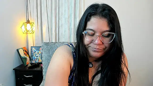 Snapshot of sofia_sorceress5 chatting on 5, 2, 2026 sofia sorceress5 online show from 5, 2, 2026