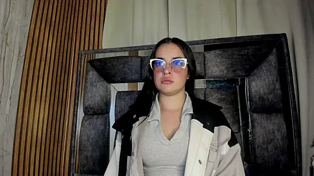 Cherry  Hot online show from 24, 11, 2025